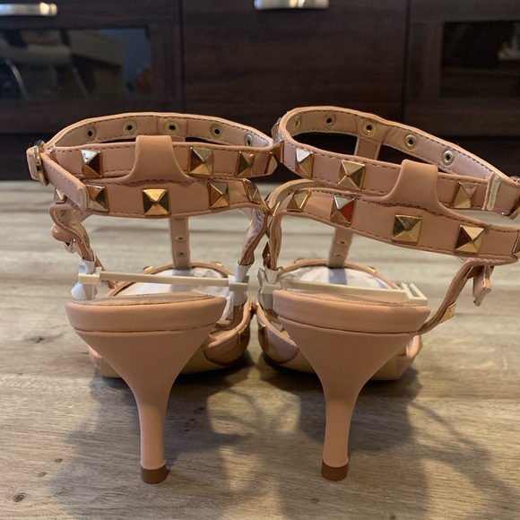 Women’s nude heels - Picture 4 of 6